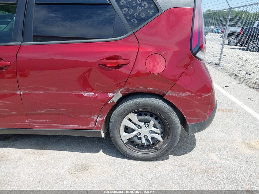 2023 Kia Soul VIN KNDJ23AU5P7188257 IAAI salvage auction — LEFT FRONT, Salvage Title, sold $2,500 on 2026-07-16 (photo 6)