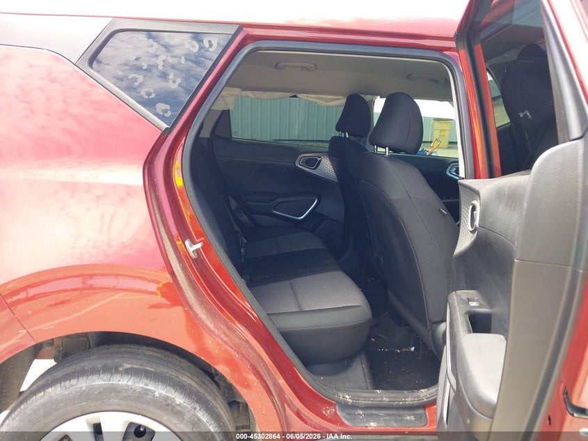 2023 Kia Soul VIN KNDJ23AU5P7188257 IAAI salvage auction — LEFT FRONT, Salvage Title, sold $2,500 on 2026-07-16 (photo 8)