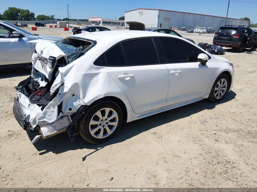 2024 Toyota Corolla VIN 5YFB4MDEXRP142885 IAAI salvage auction — FRONT & REAR, Salvage Title, sold $4,100 on 2026-07-09 (photo 4)