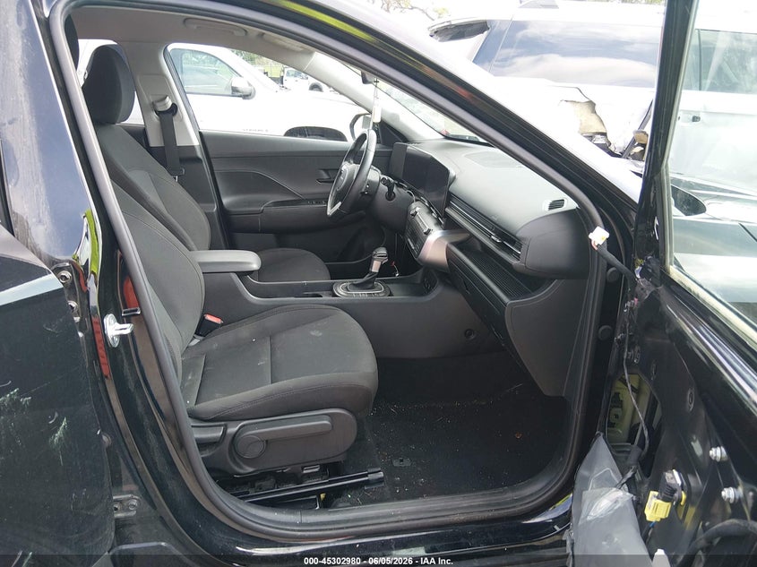 2024 Hyundai Kona VIN KM8HBCAB7RU090926 IAAI salvage auction — RIGHT FRONT, Salvage Title, sold $7,400 on 2026-07-30 (photo 5)