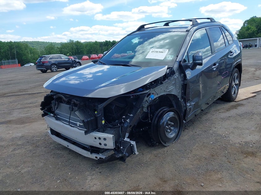 2025 Toyota Rav 4 VIN JTMCB3FV3SD272078 IAAI salvage auction — LEFT FRONT, Salvage Title, sold $13,700 on 2026-07-30 (photo 6)