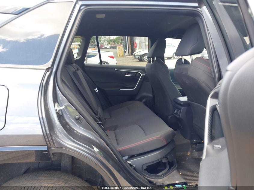 2025 Toyota Rav 4 VIN JTMCB3FV3SD272078 IAAI salvage auction — LEFT FRONT, Salvage Title, sold $13,700 on 2026-07-30 (photo 8)