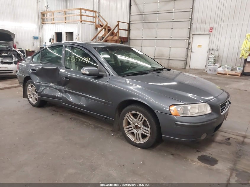 2008 Volvo S60 VIN YV1RS592982673172 IAAI salvage auction — SIDE, Parts Only Bos (Minnesota), sold $375 on 2026-07-07 (photo 1)