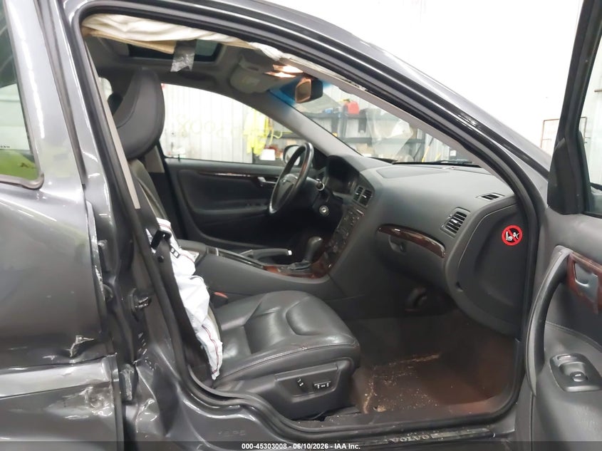 2008 Volvo S60 VIN YV1RS592982673172 IAAI salvage auction — SIDE, Parts Only Bos (Minnesota), sold $375 on 2026-07-07 (photo 5)