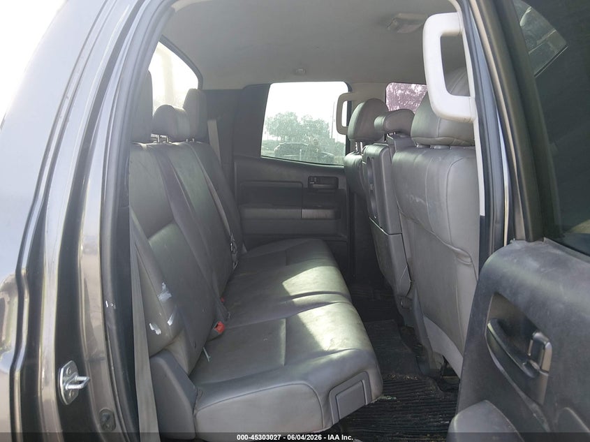 2012 Toyota Tundra VIN 5TFUW5F15CX265487 IAAI salvage auction — RIGHT FRONT, Salvage Title, sold $5,625 on 2026-07-15 (photo 8)