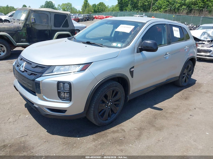 2022 Mitsubishi Outlander VIN JA4APUAU1NU008658 IAAI salvage auction — SIDE, Salvage Title, sold $4,450 on 2026-07-07 (photo 2)