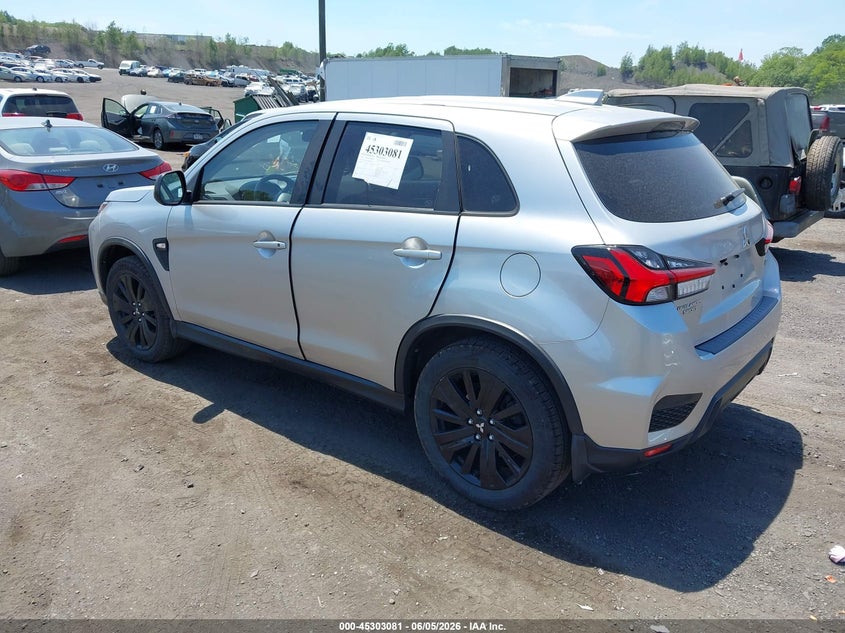 2022 Mitsubishi Outlander VIN JA4APUAU1NU008658 IAAI salvage auction — SIDE, Salvage Title, sold $4,450 on 2026-07-07 (photo 3)