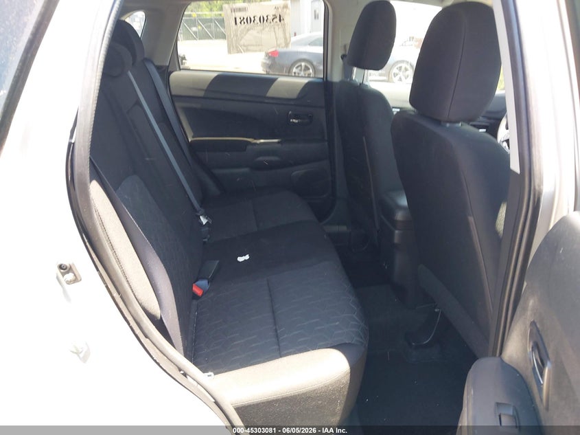 2022 Mitsubishi Outlander VIN JA4APUAU1NU008658 IAAI salvage auction — SIDE, Salvage Title, sold $4,450 on 2026-07-07 (photo 8)