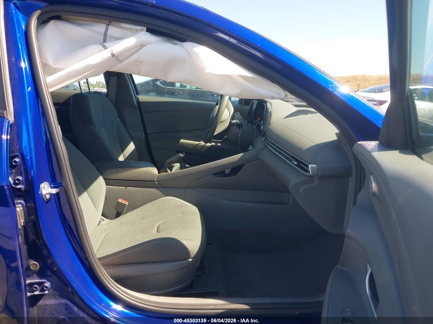 2022 Hyundai Elantra VIN KMHLM4AG4NU283552 IAAI salvage auction — REAR END, Salvage Title, sold $1,700 on 2026-07-22 (photo 5)
