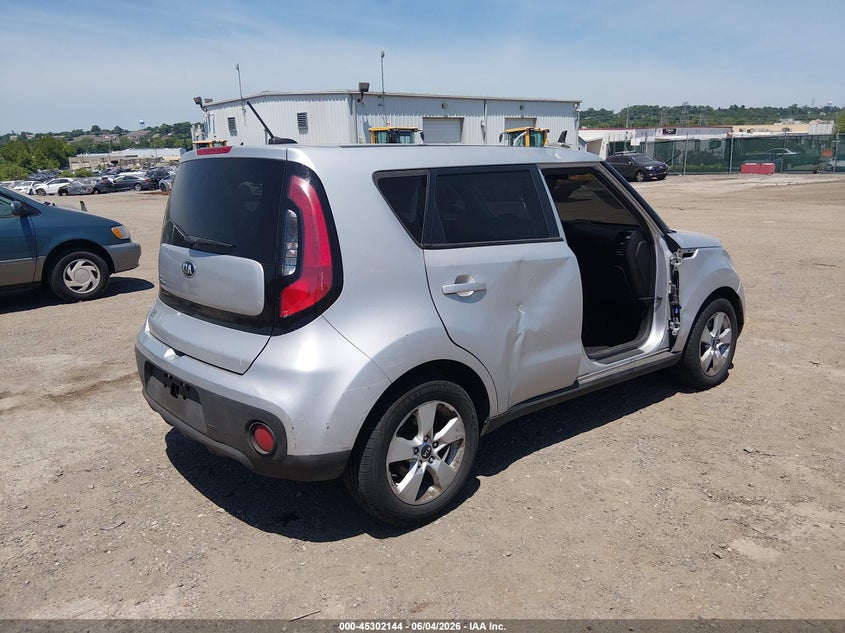 2017 Kia Soul VIN KNDJN2A26H7412282 IAAI salvage auction — SIDE, Salvage (Pennsylvania), sold $1,000 on 2026-07-31 (photo 4)