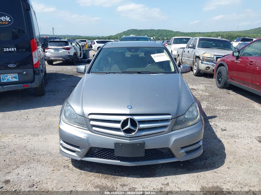 2012 Mercedes-benz C-klasse VIN WDDGF8BB7CR233146 IAAI salvage auction — FRONT END, Clear - Public Restricted (Oklahoma), sold $2,250 on 2026-07-07 (photo 6)