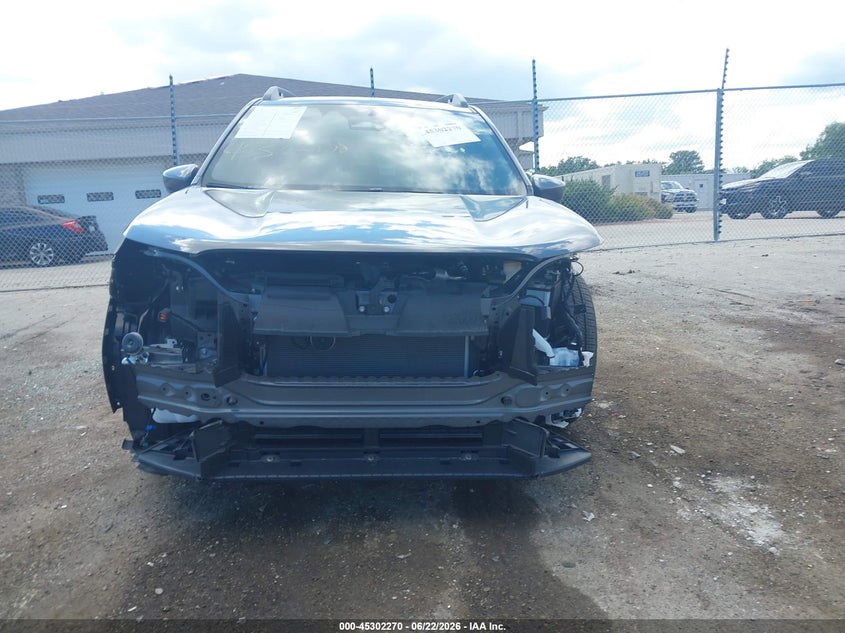 2025 Subaru Forester VIN JF2SLDBC1SH425344 IAAI salvage auction — FRONT END, Salvage Title, sold $8,950 on 2026-09-08 (photo 6)