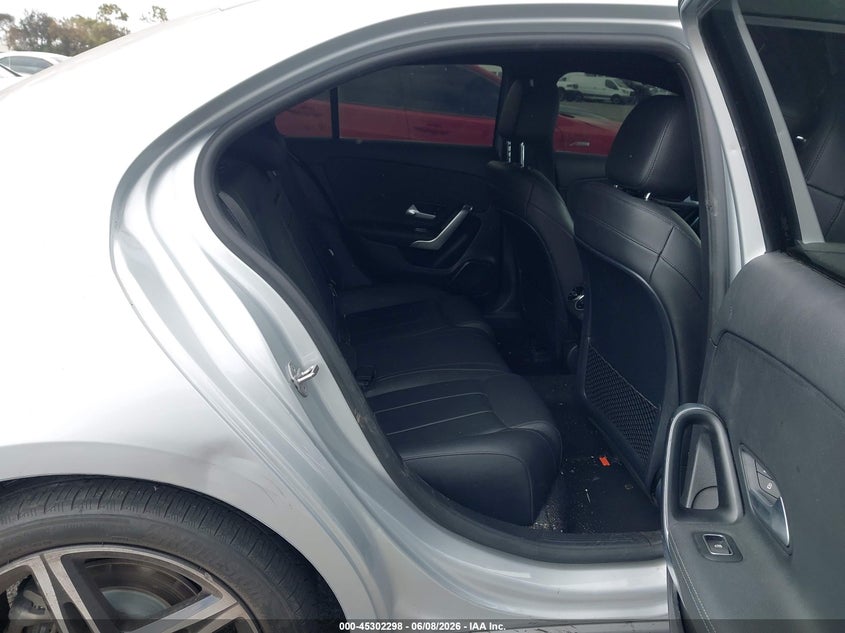 2020 Mercedes-benz A-klasse VIN W1K3G4EB0LJ203579 IAAI salvage auction — FRONT END, Salvage Title, sold $7,500 on 2026-07-23 (photo 8)
