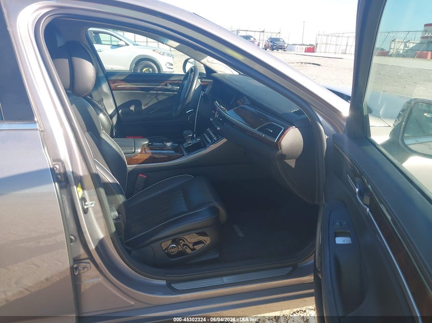 2018 Genesis G90 VIN KMHG54JH7JU041548 IAAI salvage auction — UNDERCARRIAGE, Salvage Title, sold $3,550 on 2026-07-09 (photo 5)