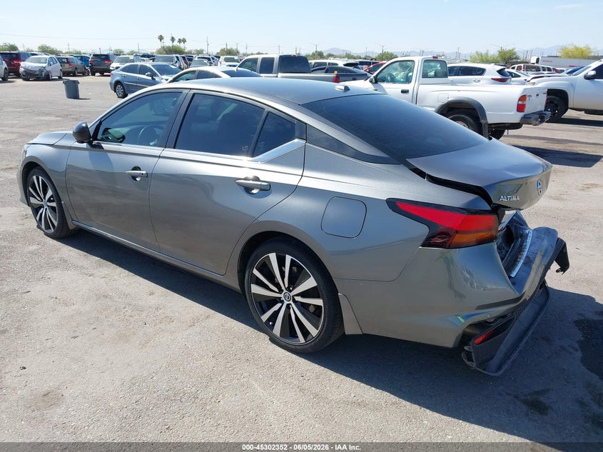 2022 Nissan Altima VIN 1N4BL4CV9NN379840 IAAI salvage auction — REAR END, Salvage Title, sold $3,900 on 2026-07-09 (photo 3)