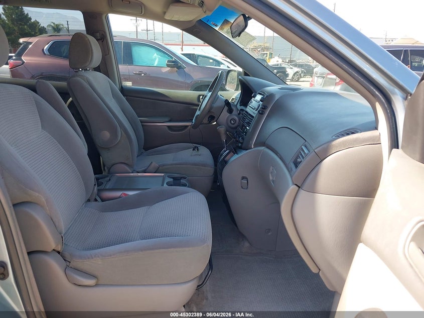 2006 Toyota Sienna VIN 5TDZA23C16S439574 IAAI salvage auction — NORMAL WEAR, Salvage Title - Dealer (California), sold $1,225 on 2026-07-07 (photo 5)