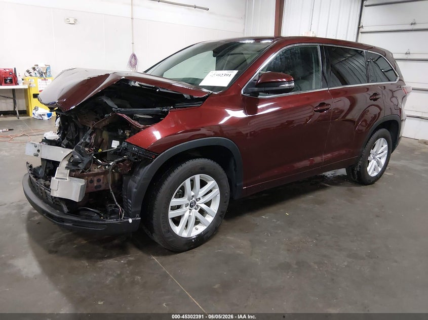 2016 Toyota Highlander VIN 5TDZARFH0GS021346 IAAI salvage auction — FRONT & REAR, Salvage Title, sold $3,850 on 2026-07-28 (photo 2)
