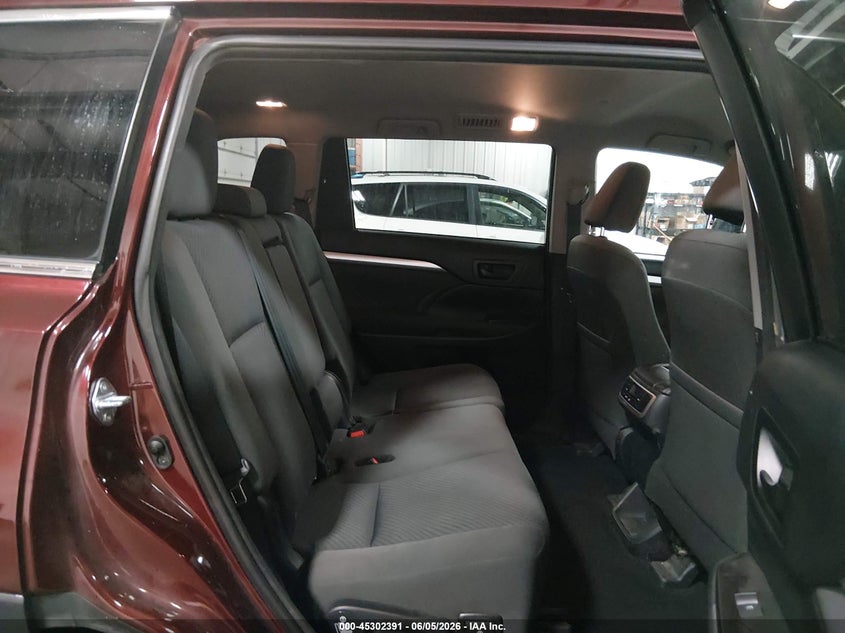 2016 Toyota Highlander VIN 5TDZARFH0GS021346 IAAI salvage auction — FRONT & REAR, Salvage Title, sold $3,850 on 2026-07-28 (photo 8)