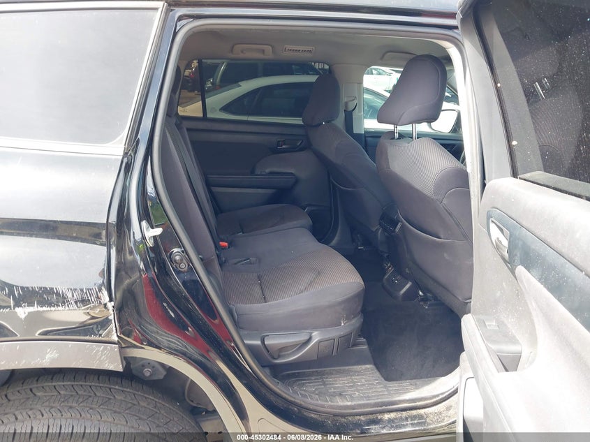 2021 Toyota Highlander VIN 5TDZZRAH3MS080466 IAAI salvage auction — FRONT END, Salvage Title, sold $25 on 2026-07-30 (photo 8)