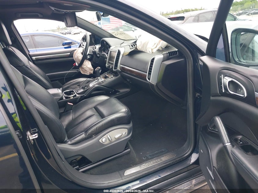 2016 Porsche Cayenne VIN WP1AA2A20GLA09771 IAAI salvage auction — FRONT END, Rebuildable (Florida), sold $675 on 2026-07-30 (photo 5)