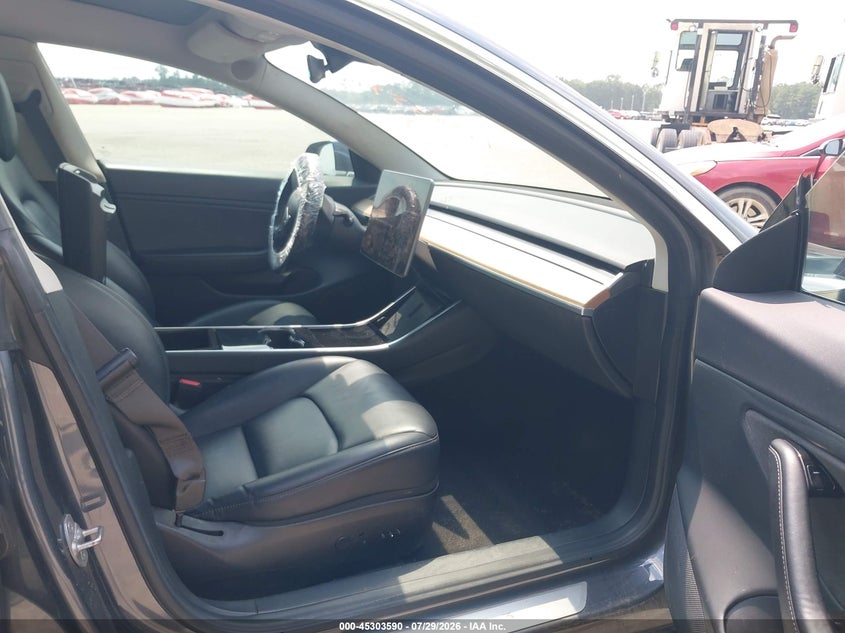 2018 Tesla Model 3 VIN 5YJ3E1EA2JF032005 IAAI salvage auction — REAR END, Salvage (South Carolina), sold $4,550 on 2026-08-01 (photo 5)