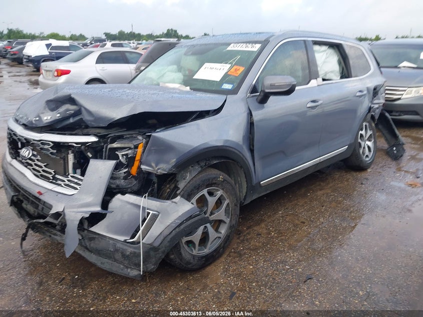 2020 Kia Telluride VIN 5XYP34HC8LG076821 IAAI salvage auction — FRONT & REAR, Salvage Title, sold $1,600 on 2026-07-15 (photo 6)