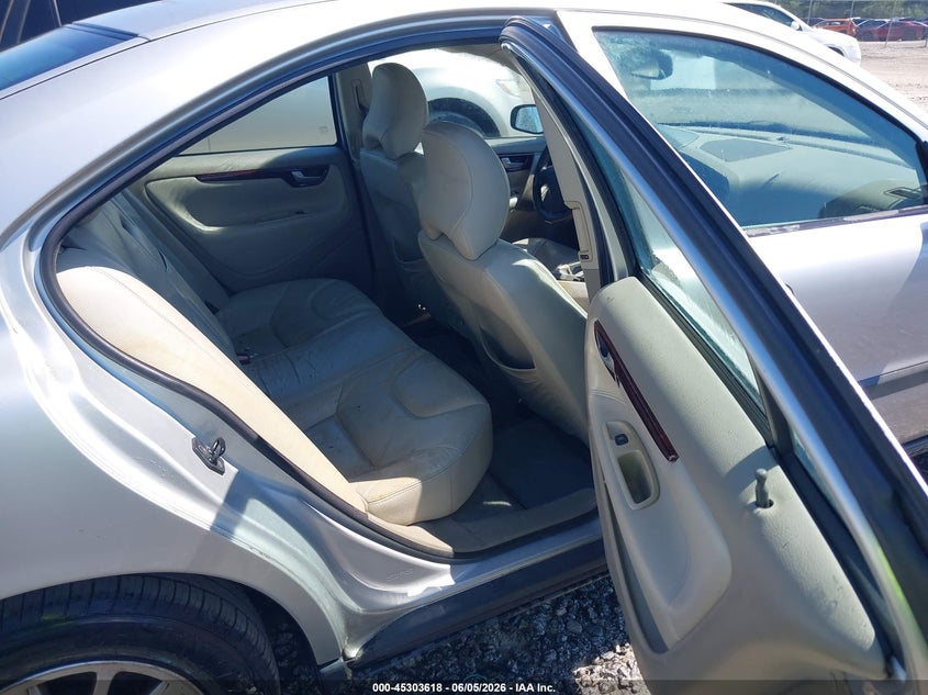 2004 Volvo S60 VIN YV1RS61T042367899 IAAI salvage auction — FRONT END, Repossession Paperwork (Georgia), sold $400 on 2026-07-17 (photo 8)
