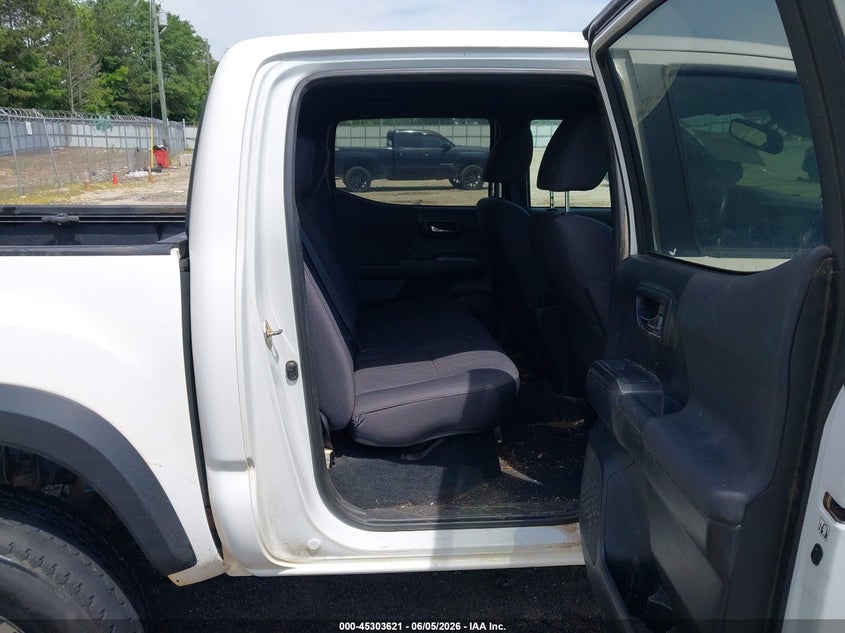 2018 Toyota Tacoma VIN 5TFCZ5AN2JX133328 IAAI salvage auction — LEFT FRONT, Salvage Title, sold $9,250 on 2026-07-16 (photo 8)