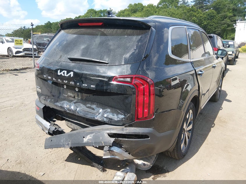 2022 Kia Telluride VIN 5XYP6DHC5NG258969 IAAI salvage auction — REAR END, Salvage (Massachusetts), sold $25 on 2026-07-28 (photo 4)