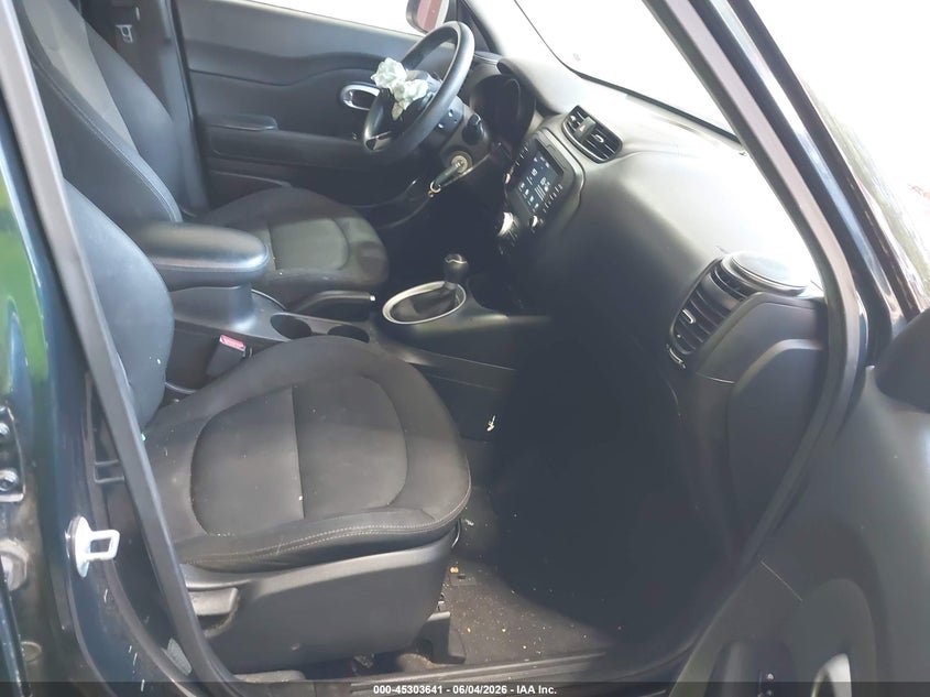 2018 Kia Soul VIN KNDJP3A52J7600085 IAAI salvage auction — LEFT FRONT, Salvage Title, sold $2,200 on 2026-07-12 (photo 5)