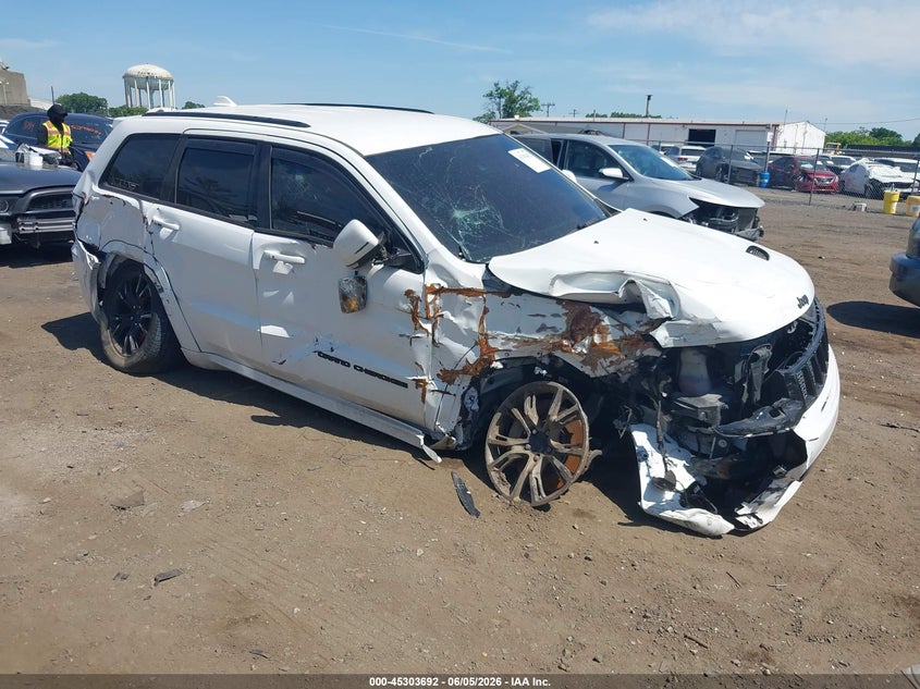 2020 Jeep Grand cherokee VIN 1C4RJFDJ3LC320488 IAAI salvage auction — THEFT, Salvage (Pennsylvania), sold $6,400 on 2026-08-09 (photo 1)