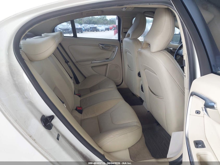 2013 Volvo S60 VIN YV1612FS4D2181040 IAAI salvage auction — NORMAL WEAR, Clear (Florida), sold $475 on 2026-07-07 (photo 8)