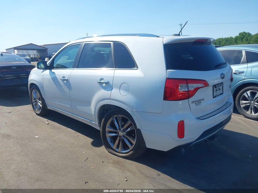 2014 Kia Sorento VIN 5XYKW4A75EG494660 IAAI salvage auction — REAR END, Salvage Title, sold $2,100 on 2026-07-09 (photo 3)