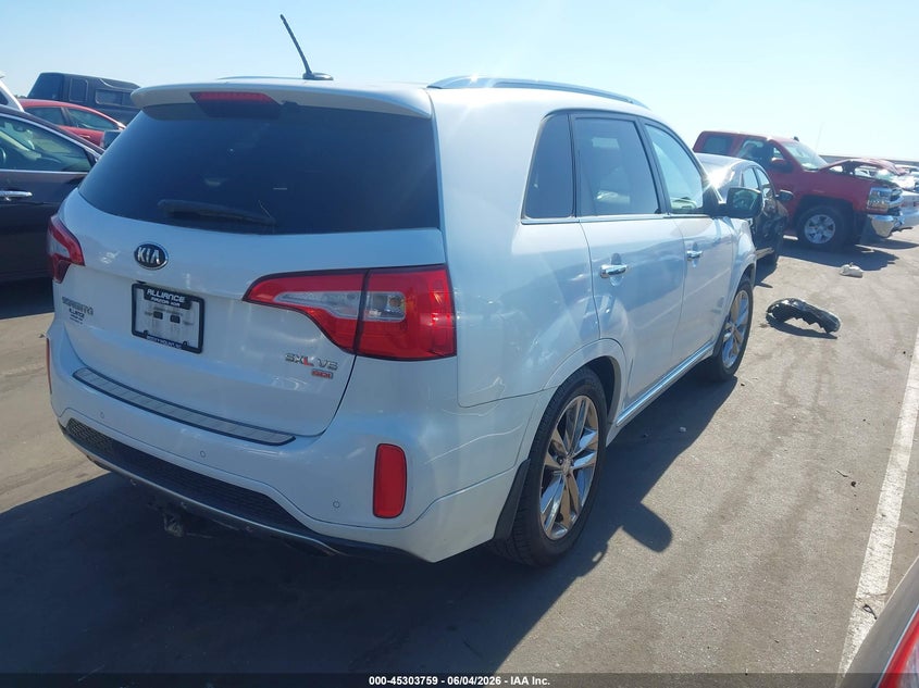 2014 Kia Sorento VIN 5XYKW4A75EG494660 IAAI salvage auction — REAR END, Salvage Title, sold $2,100 on 2026-07-09 (photo 4)