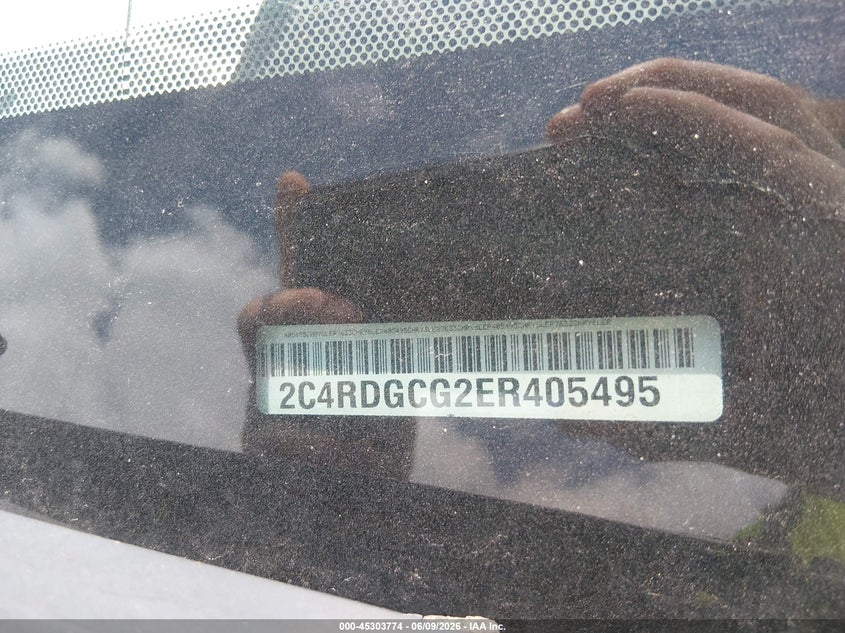2014 Dodge Caravan VIN 2C4RDGCG2ER405495 IAAI salvage auction — REAR END, Salvage Title, sold $550 on 2026-07-23 (photo 9)