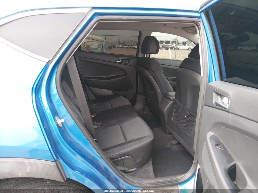 2016 Hyundai Tucson VIN KM8J33A40GU186507 IAAI salvage auction — REAR END, Salvage Title, sold $1,450 on 2026-07-29 (photo 8)