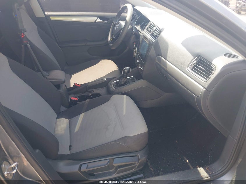 2018 Volkswagen Jetta VIN 3VW2B7AJ0JM206692 IAAI salvage auction — FRONT END, Salvage Title, sold $1,550 on 2026-07-26 (photo 5)