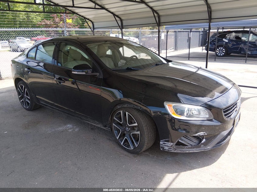 2017 Volvo S60 VIN YV140MTLXH2427873 IAAI salvage auction — RIGHT FRONT, Salvage Title, sold $25 on 2026-08-14 (photo 1)