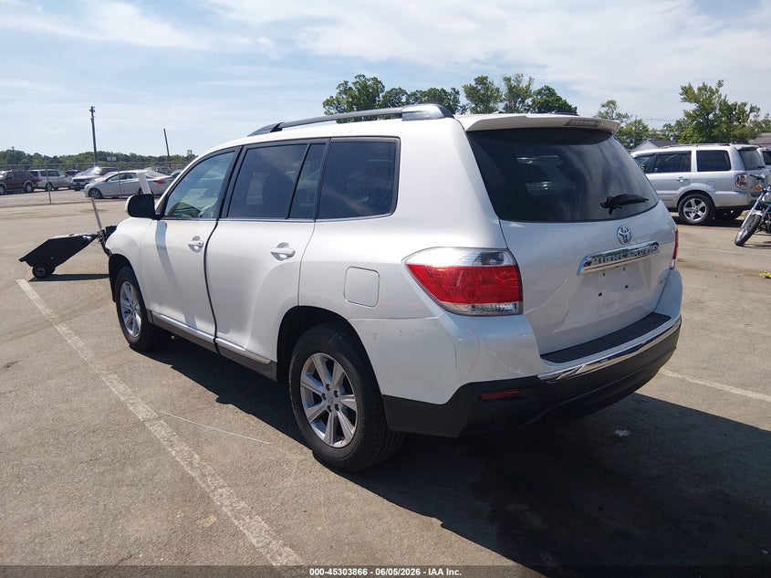 2012 Toyota Highlander VIN 5TDBK3EH9CS103650 IAAI salvage auction — FRONT END, Salvage Title, sold $3,000 on 2026-07-24 (photo 3)