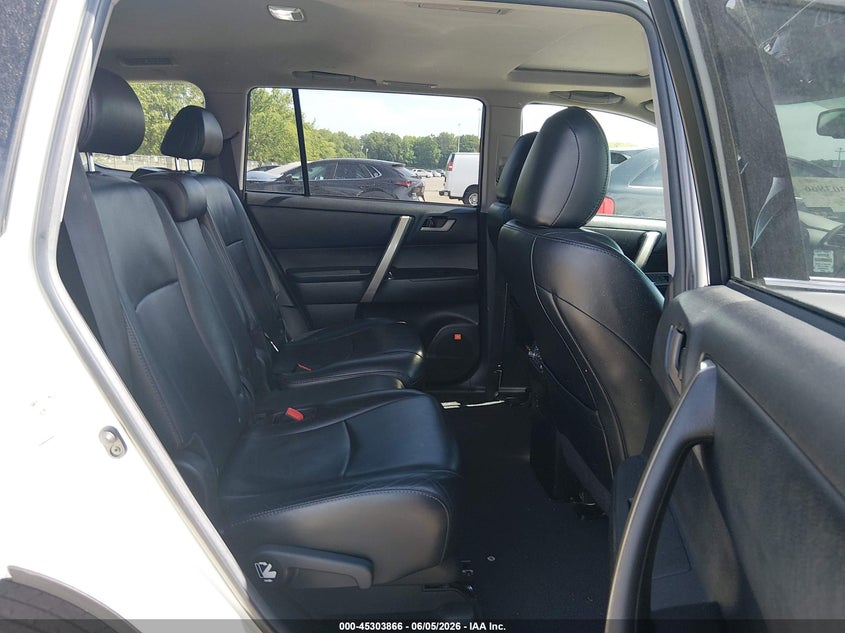 2012 Toyota Highlander VIN 5TDBK3EH9CS103650 IAAI salvage auction — FRONT END, Salvage Title, sold $3,000 on 2026-07-24 (photo 8)