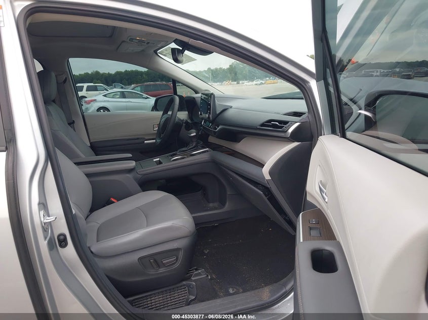 2022 Toyota Sienna VIN 5TDJRKEC2NS104910 IAAI salvage auction — FRONT END, Salvage (Indiana), sold $18,350 on 2026-07-30 (photo 5)