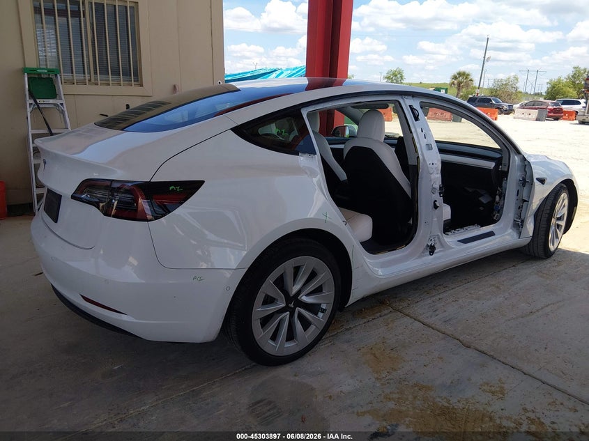 2021 Tesla Model 3 VIN 5YJ3E1EA8MF987704 IAAI salvage auction — RIGHT SIDE, Salvage Title, sold $4,900 on 2026-07-16 (photo 6)