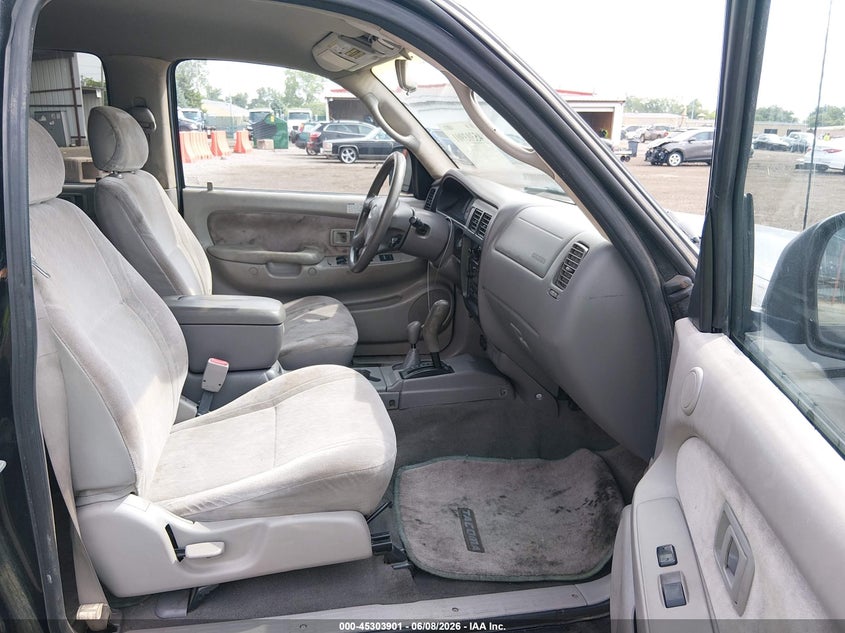 2002 Toyota Tacoma VIN 5TEHN72N72Z066795 IAAI salvage auction — NORMAL WEAR, Original (Ohio), sold $2,000 on 2026-07-22 (photo 5)