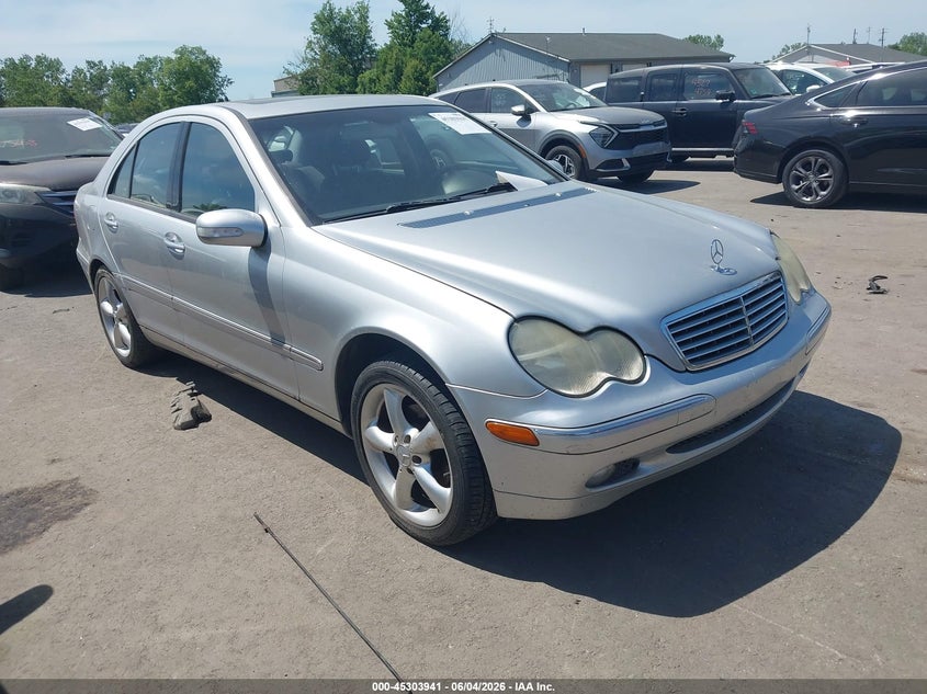 2004 Mercedes-benz C class VIN WDBRF61JX4A600961 IAAI salvage auction — ELECTRICAL, Salvage (Ohio), sold $325 on 2026-07-07 (photo 1)