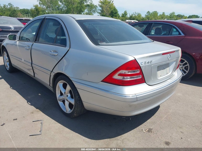 2004 Mercedes-benz C class VIN WDBRF61JX4A600961 IAAI salvage auction — ELECTRICAL, Salvage (Ohio), sold $325 on 2026-07-07 (photo 3)