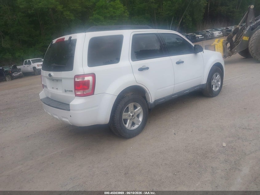 2009 Ford Escape hybrid VIN 1FMCU59329KA71208 IAAI salvage auction — LEFT SIDE, Salvage (Vermont), sold $175 on 2026-07-09 (photo 4)