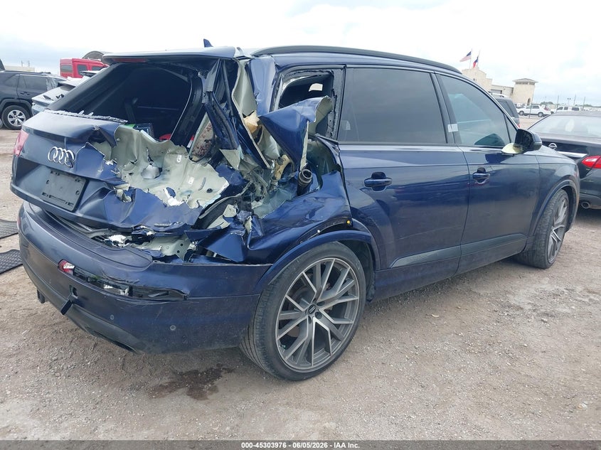 2019 Audi Q7 VIN WA1VAAF74KD038835 IAAI salvage auction — FRONT & REAR, Salvage (Texas), sold $2,050 on 2026-07-29 (photo 4)