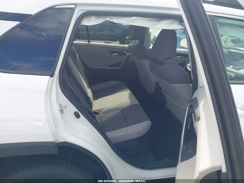 2020 Toyota Rav 4 VIN 2T3RWRFV5LW055556 IAAI salvage auction — RIGHT FRONT, Salvage (Oregon), sold $8,200 on 2026-07-31 (photo 8)