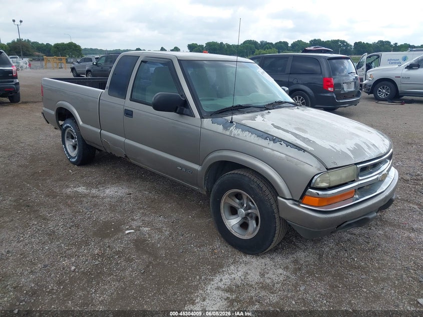 1999 Chevrolet S-10 VIN 1GCCS1948XK159463 — IAAI salvage auction photo