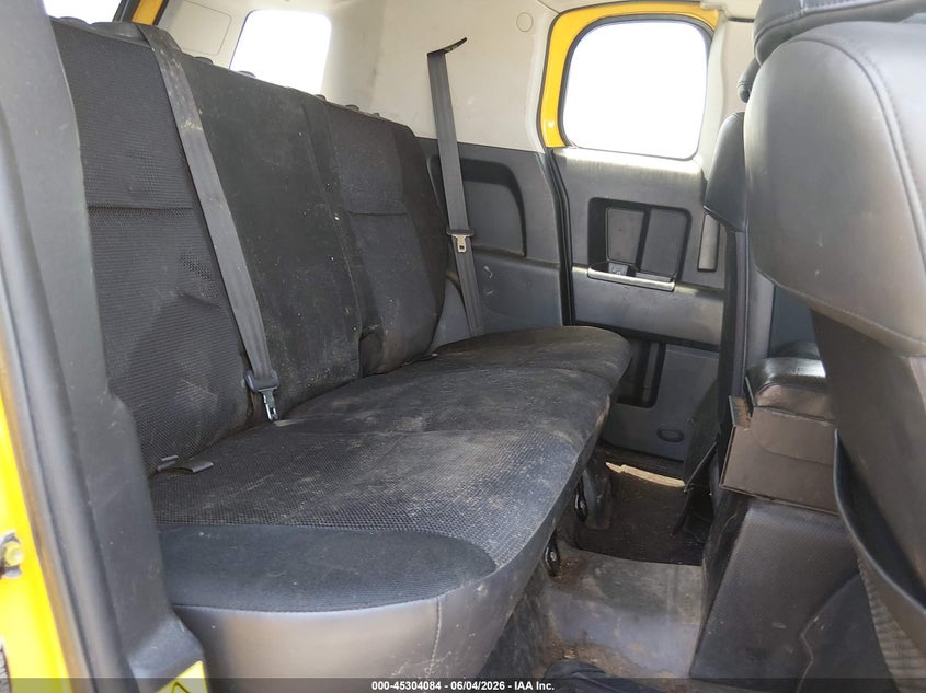 2007 Toyota Fj cruiser VIN JTEBU11F570067527 IAAI salvage auction — NORMAL WEAR, Original (Vermont), sold $3,000 on 2026-07-15 (photo 8)